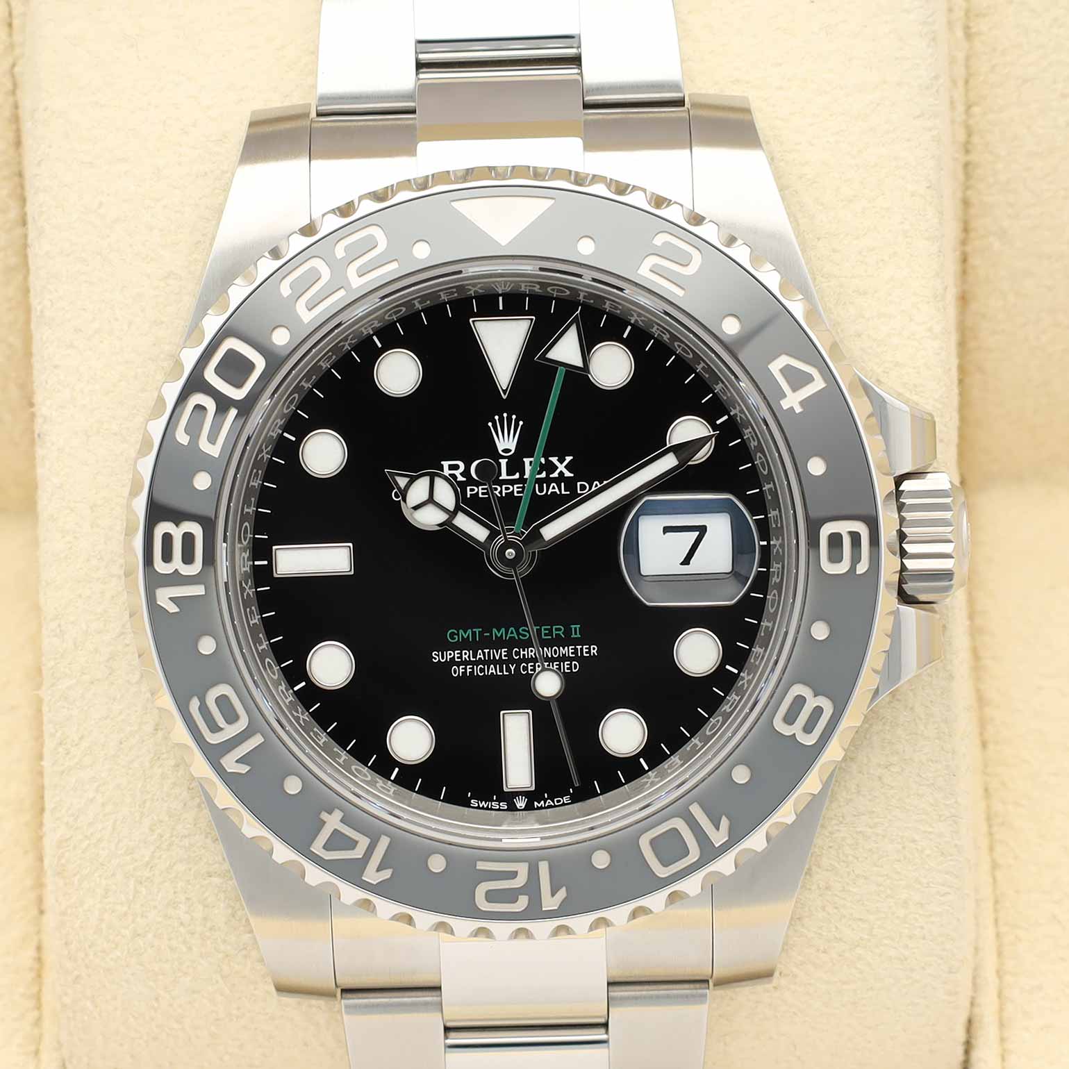 Rolex GMT-Master II 126710GRNR NEW - Image 9