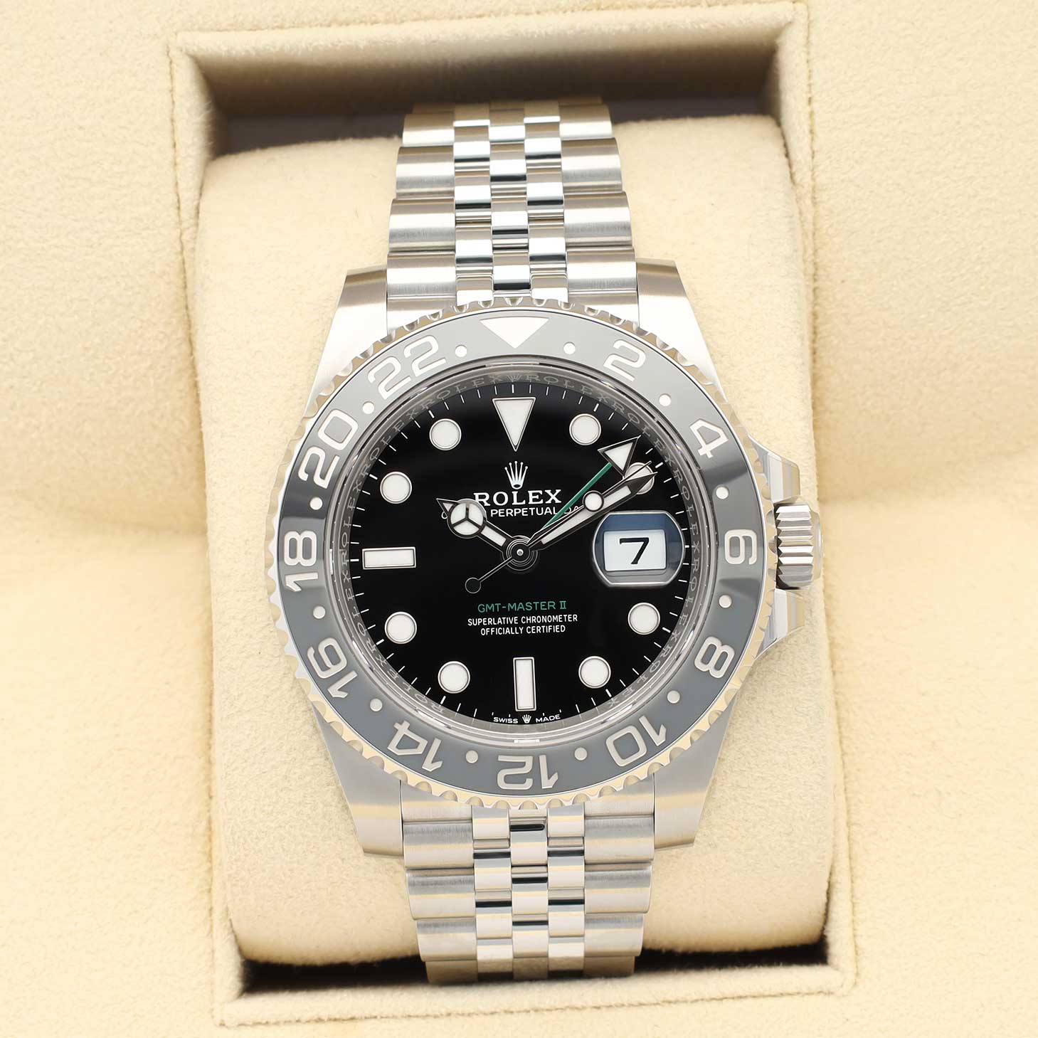 Rolex GMT-Master II 126710GRNR - Image 10
